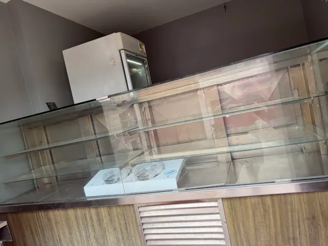 Vendo balcão refrigerado 