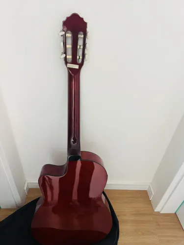 Vende-se violão elétrico