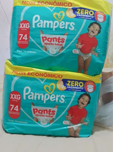 Fralda Pampers Pants ajuste total 74 unidades