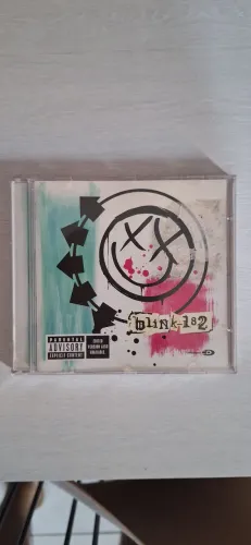 CD Blink 182 - Blink 182