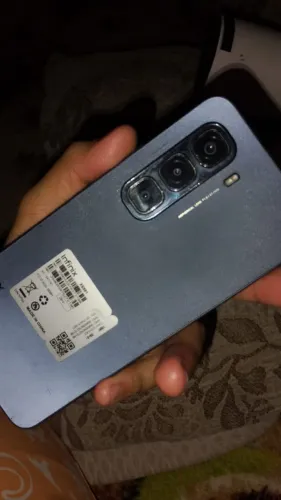 Vendo infinix 50 Pro 6 meses de uso.