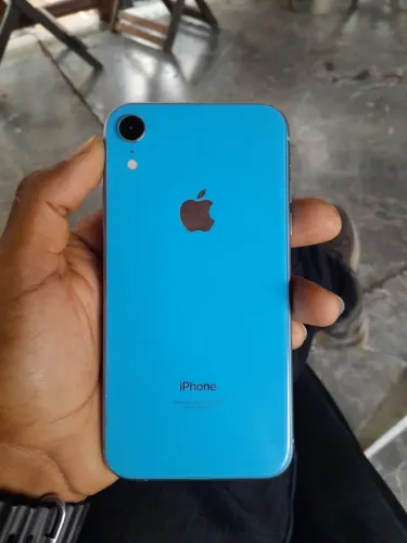 iPhone XR
