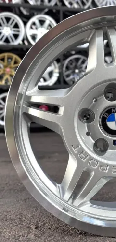 Rodas BMW aro 17 Furação 5x120