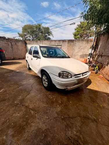 Chevrolet Corsa GL 1.6 MPFI / 1.4 EFI 2P E 4P 1997