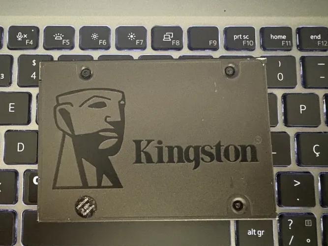 SSD 960Gb Kingston original - saúde 99%