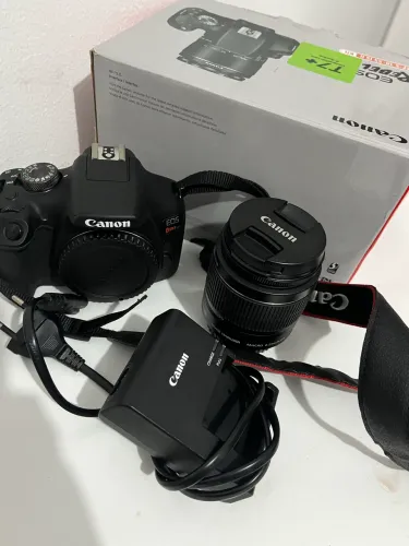 Canon EOS Rebel T7 Plus + Lente 18-55mm