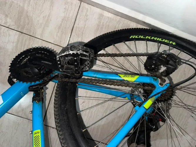 Bicicleta mountain bike rockrider 21 macha alumínio azul