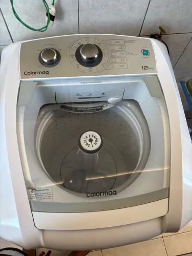 Máquina Colormaq 12kg (precisa de reparos)