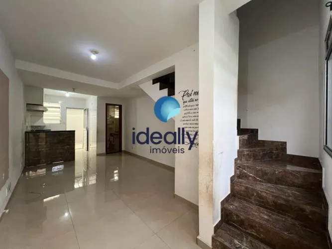 ALUGUEL CASA GEMINADA I 2 QUARTOS I 2 BANHEIROS I 1 VAGA I BAIRRO SÃO JOAQUIM