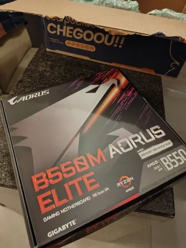Placa-Mãe Gigabyte B550M AORUS ELITE AM4 DDR4