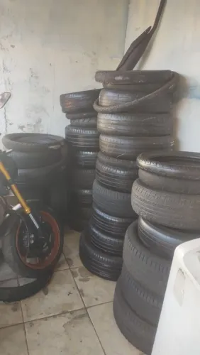 Tenho pneus de várias às medida 13,14, 15, 16,17,18, pneus novos e usados todos os valores