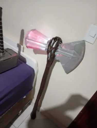 Martelos Thor - Stormbreaker e Mjounir - Hasbro - Eletrônicos