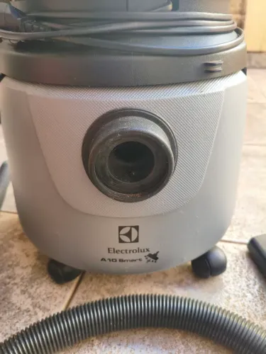 Aspirador de pó e água Eletrolux