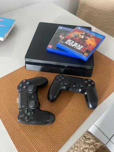 Play Station 4 - DESBLOQUEADO