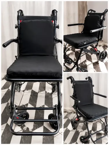 Cadeira de rodas compacta