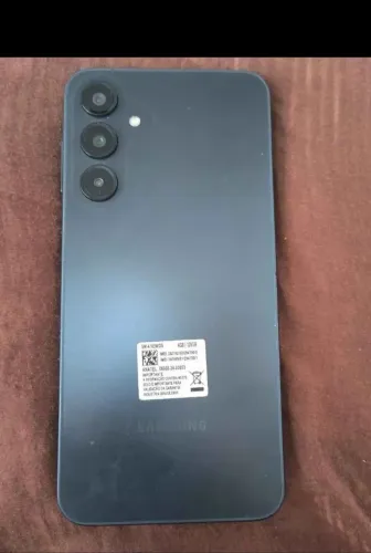 Vendo a16 128 gb 8 de ram anti respingo e poeira