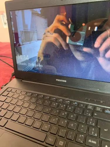 Notebook positivo 