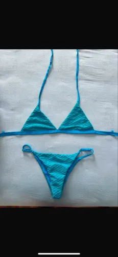 Biquíni azul