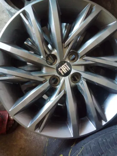 vendo 02 calotas original do fiat pulse.
