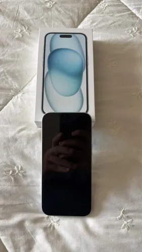 IPHONE AZUL 15 256 GB