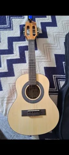 Cavaquinho Eagle Hofma