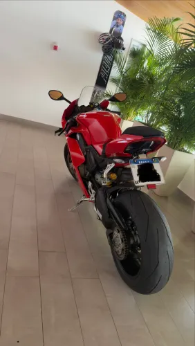 DUCATI PANIGALE V4S 2022