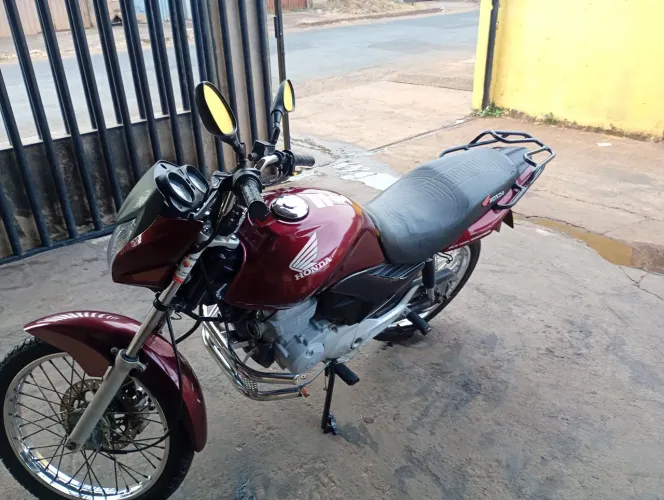 Vendo titan Honda mix