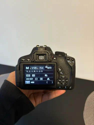 Cânon t5i