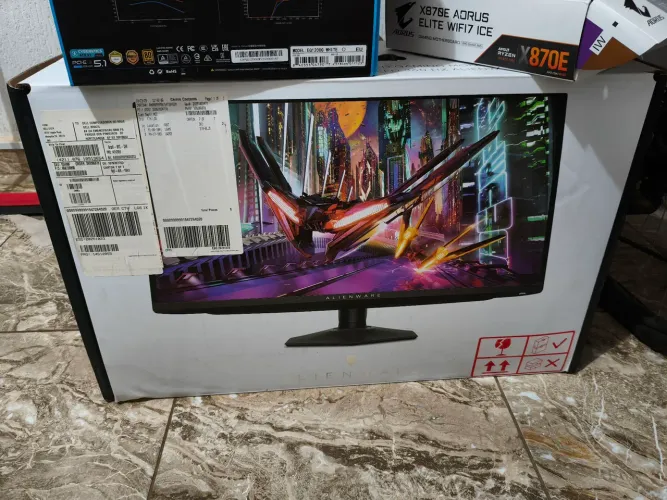 Monitor OLED Dell Alienware AW2725DF 27" 2K 360Hz Impecável Com Nota e Garantia 2,5 anos