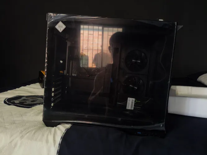 Gabinete Redragon Wideload Pro