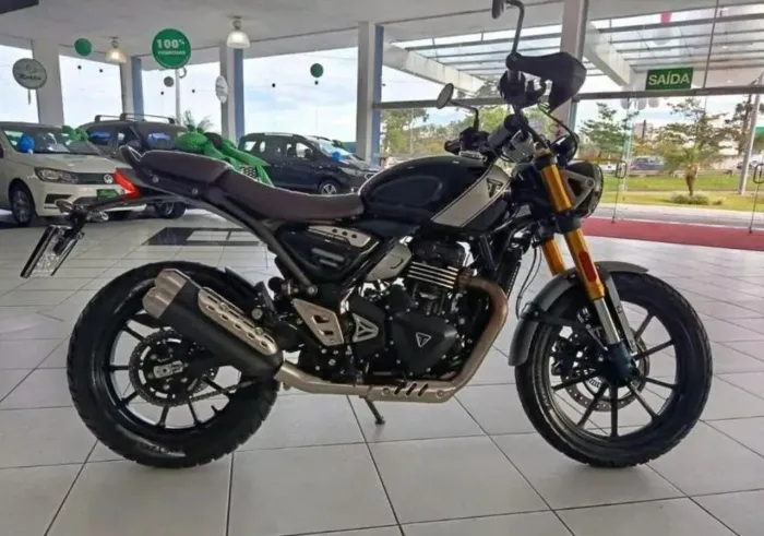 TRIUMPH SCRAMBLER 400X 2025 unico dono 700km