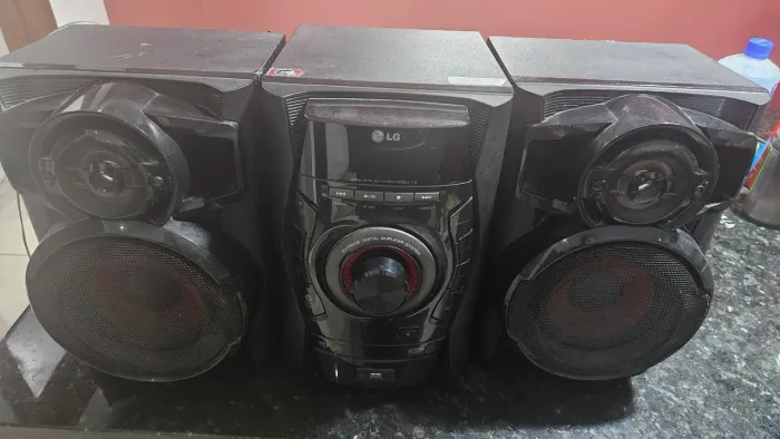 SOM LG HI-FI SYSTEM 110W RMS RAD114