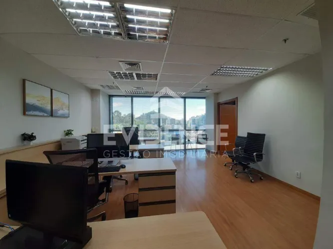 Conjunto de 3 Salas Comerciais - Praia da Costa/Vila Velha