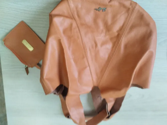 Bolsa hobo caramelo da Rudje - com bolsinha - excelente estado