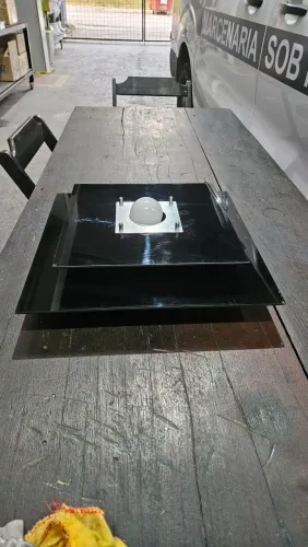Luminária preta black sobrepor paflon