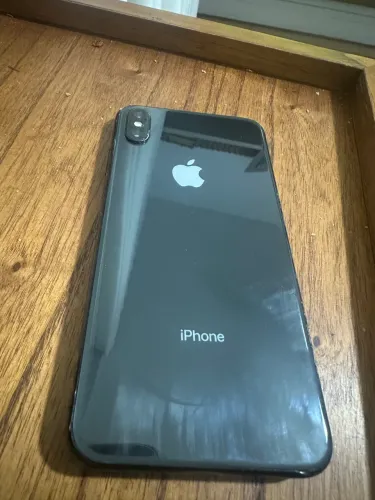 IPhone XS Max em ótimo estado