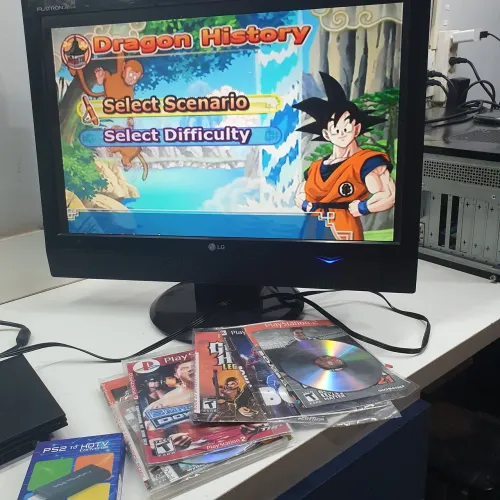 Ps02 com acessorios e cds