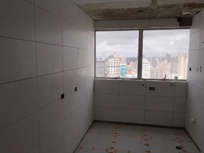 Serviço de pedreiro pintura reforma pintura de portão grades telhado entre outros.