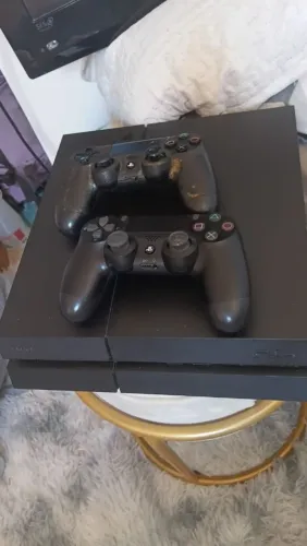 PlayStation 4 fat standard