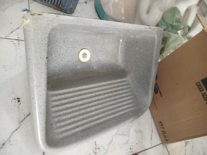 Tanque Simples em Mármore Sintético - Cinza Granitado - 20 Litross