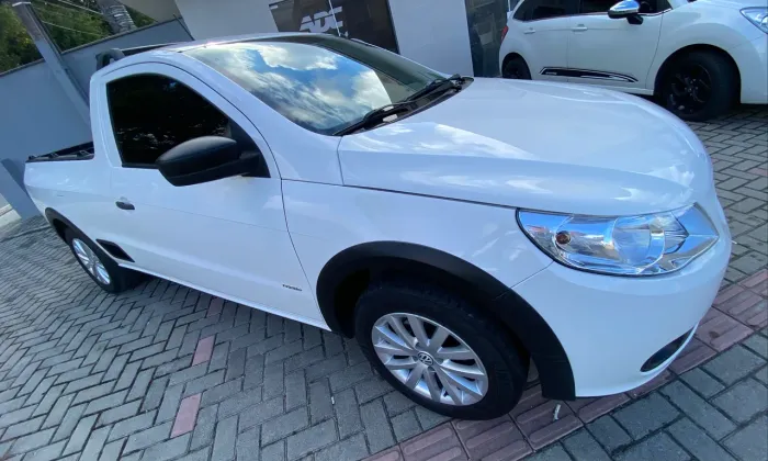 Volkswagen Saveiro 1.6 MI/ 1.6 MI Total Flex 8V (álcool) 2013