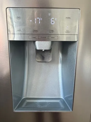     Geladeira Hisense Side by Side 533L Inox com Garantia