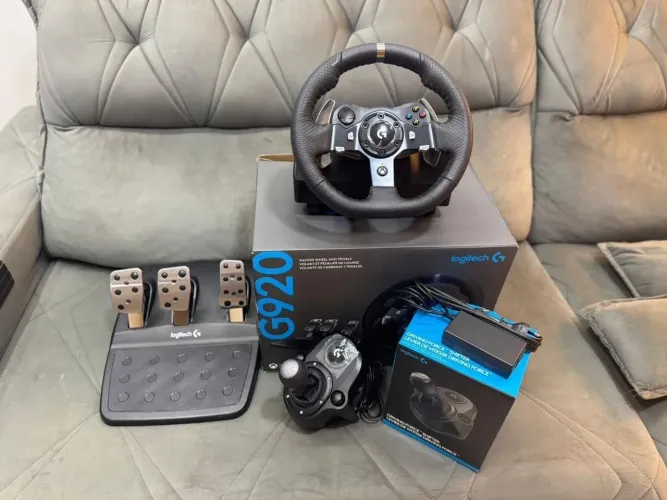 Volante Logitech G920 + Câmbio Manual - Semi Novo (Pouquíssimo Uso!)