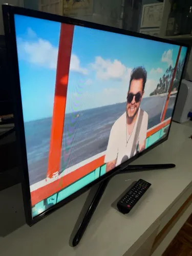 Tv smart 32 Samsung ac cartão