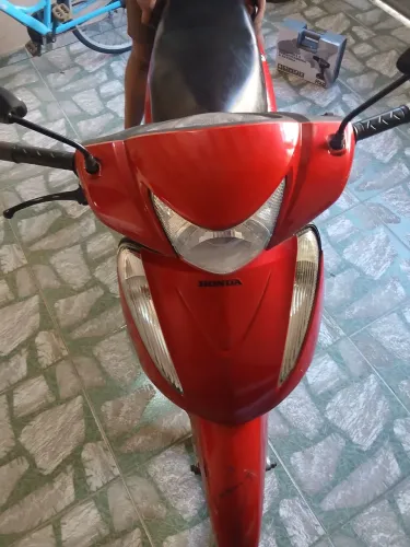 Vendo Biz 2015 Pronto para usar, para sair hoje