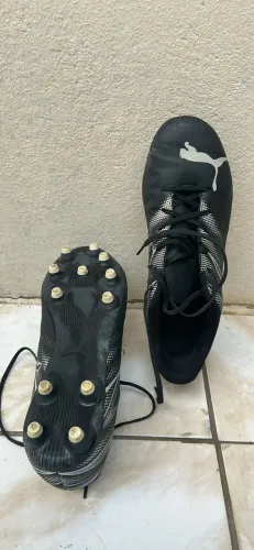 Chuteira da puma