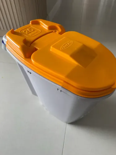 Porta-ração Dispenser Home Plast Pet Laranja  25 L