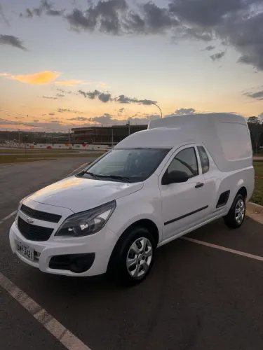 Chevrolet Montana LS 1.4 Econoflex 8V 2P 2012
