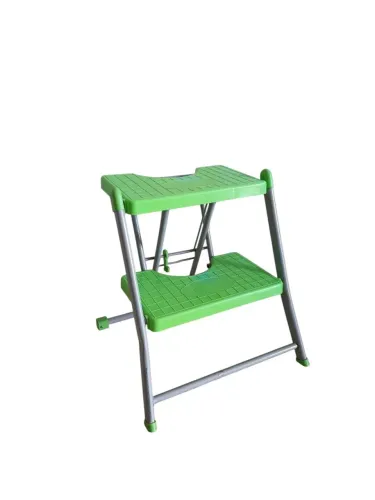 Escada Alcance Com 02 Degraus Estrutura Preta - Anodilar Cor Verde