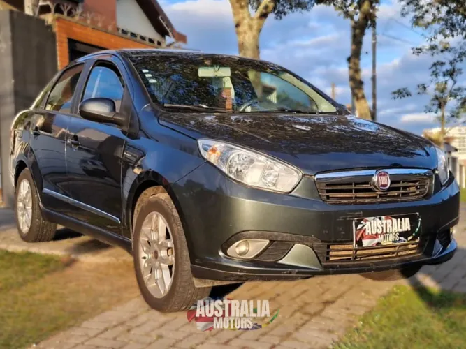 Fiat Grand Siena Essence 1.6 Flex 16V 2014